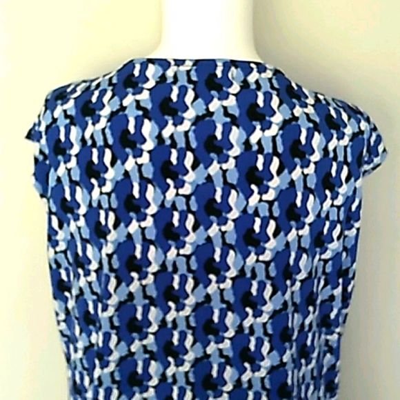 Liz Claiborne Soft Silky Top. Size PL - Picture 6 of 8